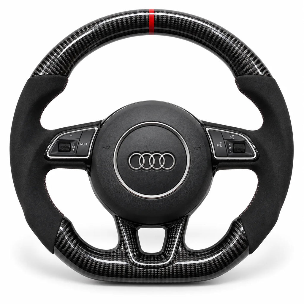 Volant carbone pour Audi A4 et A5 B8 vu de face, côtés en alcantara noir, repère rouge au sommet
