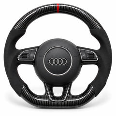 Forme d'origine du volant, comme le volant de série : haut rond, bas légèrement aplati, Audi A4 et A5 B8
