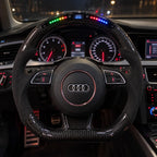Option affichage LED intégrée au sommet de la couronne en carbone, modèle Audi A4 B8