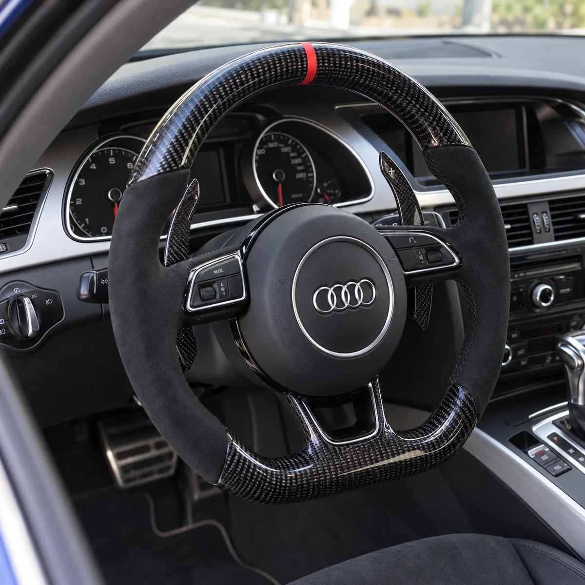 Option palettes de changement de vitesse fixées derrière les branches, Audi A4 B8