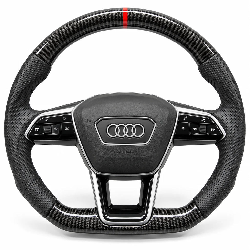 Version cuir perforé noir du même volant, haut et bas en carbone brillant, Audi RS6 C8