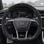 Option carbone forgé : aspect marbré à la place du tissage régulier, Audi RS6 C8