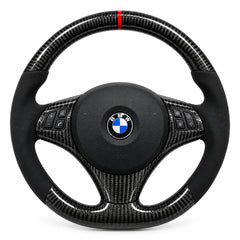 Volant carbone BMW Série 3 et 1 (E46, E9x, E8x) en forme d'origine : couronne ronde comme le volant de série