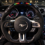 Option affichage LED intégrée au sommet de la couronne en carbone, Mustang S550
