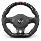 Version cuir lisse noir du même volant, haut et bas en carbone brillant, Golf 6 GTI et R