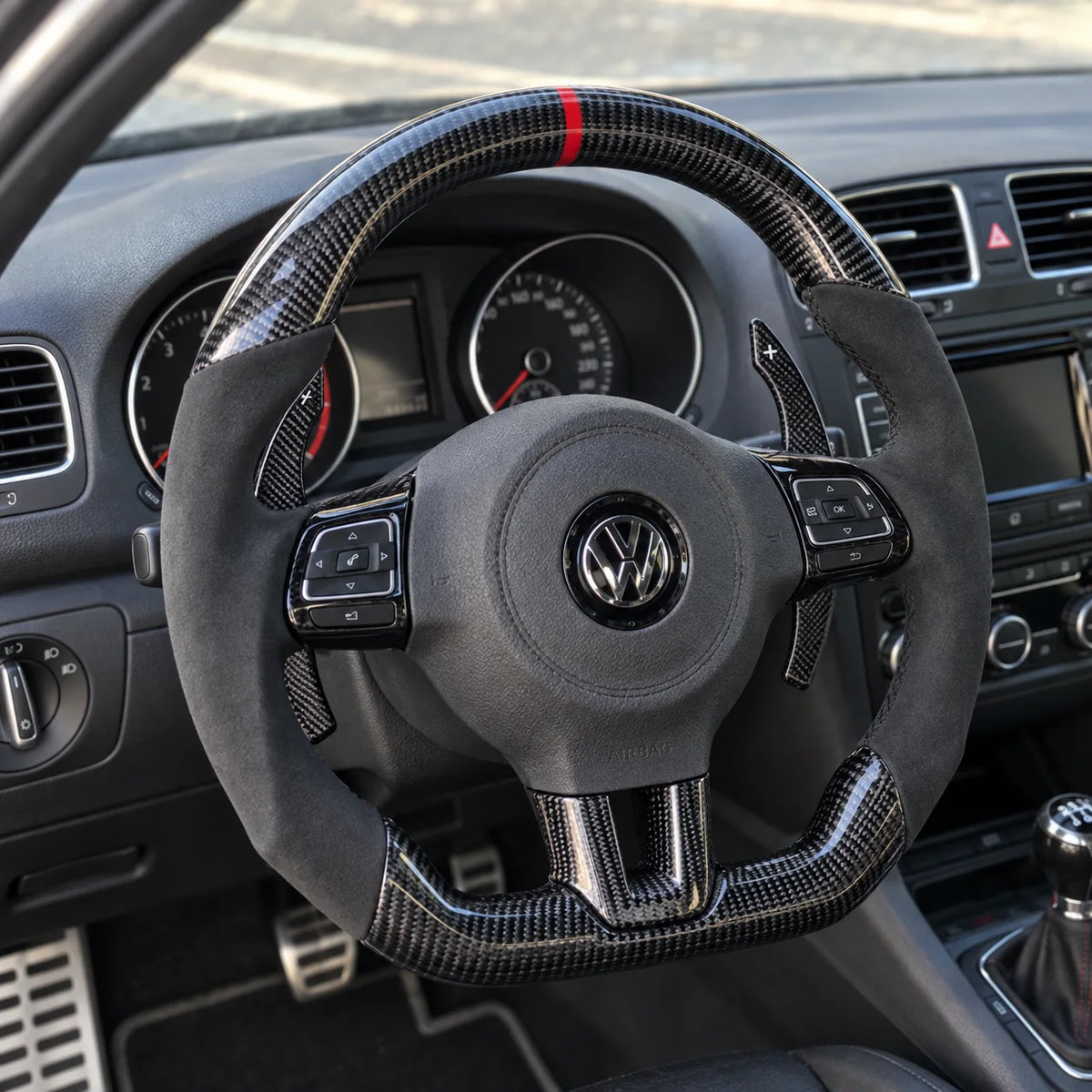 Option palettes de changement de vitesse fixées derrière les branches, modèle Golf 6 GTI