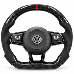 Volant carbone Golf 7 GTI, R et GTD en forme sportive : bas aplati et prise plus épaisse