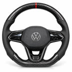 Version cuir lisse noir du même volant, haut et bas en carbone brillant, Golf 8 GTI et R