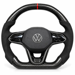 Volant carbone Golf 8 GTI et R en forme sportive : bas aplati et prise plus épaisse