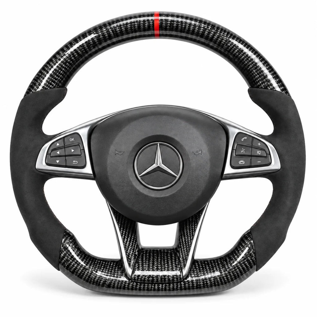 Volant carbone pour Mercedes Classe A W176 et Classe C W205 vu de face, côtés en alcantara noir, repère rouge au sommet