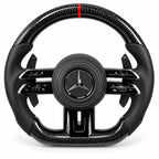 Version cuir lisse noir du même volant, haut et bas en carbone brillant, Mercedes Classe C W206 (palettes au volant en option, non comprises)